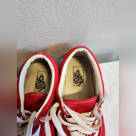 Vans Old Skool sneakers, Authentic, size 9 men/10.5 women - Picture 8 of 9